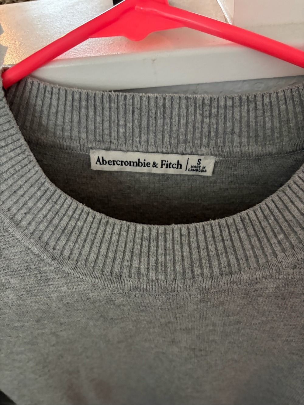 Abercrombie Gray Sweater - Picture 4 of 4